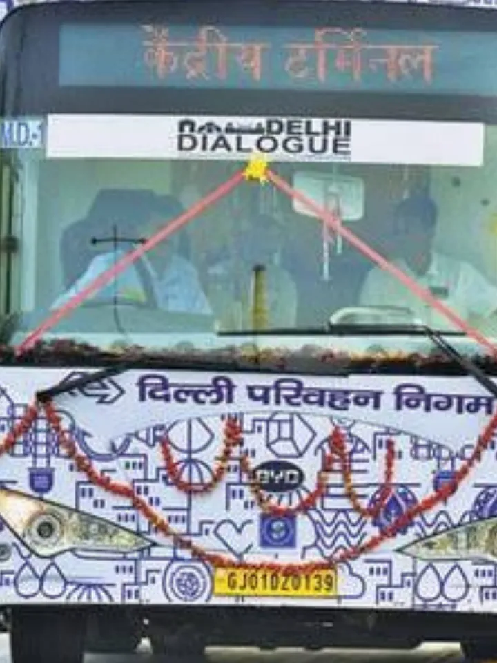 Unbelievable Work By DTC : This is How Delhi's 1st Electric Bus Looks Like  , Know More :