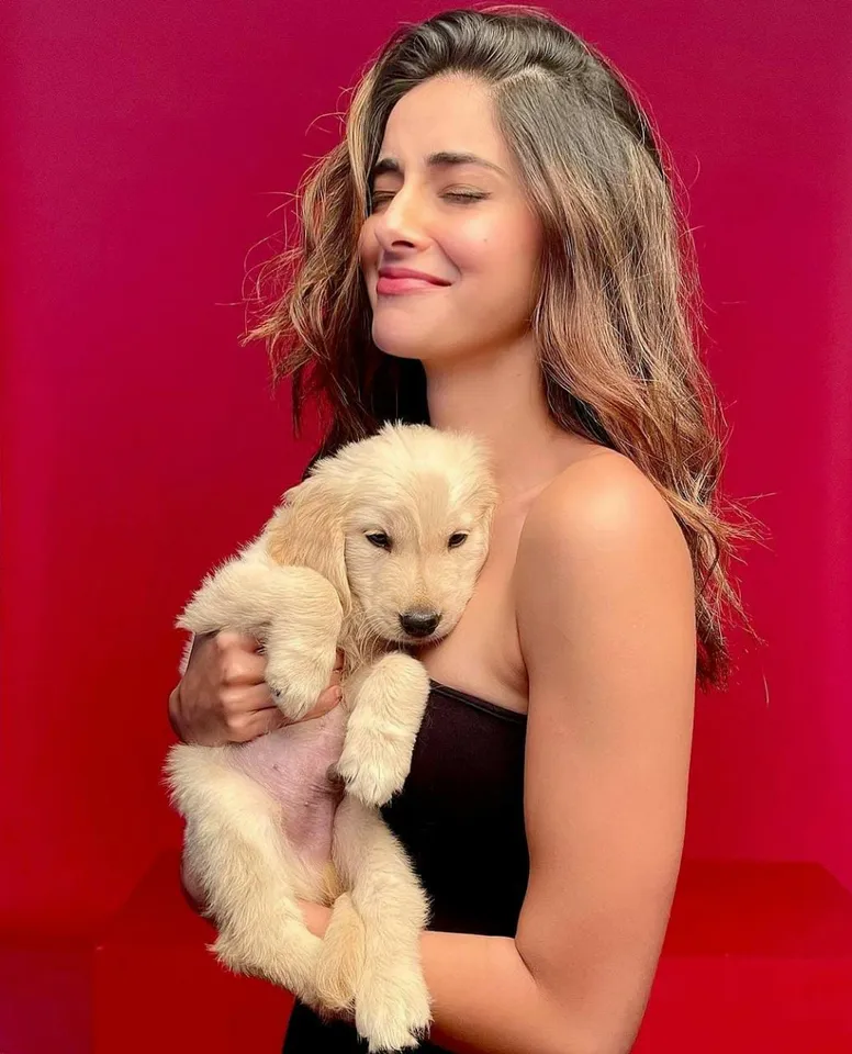 Ananya Panday Had Mixed Emotions On Seeing This Puppy !