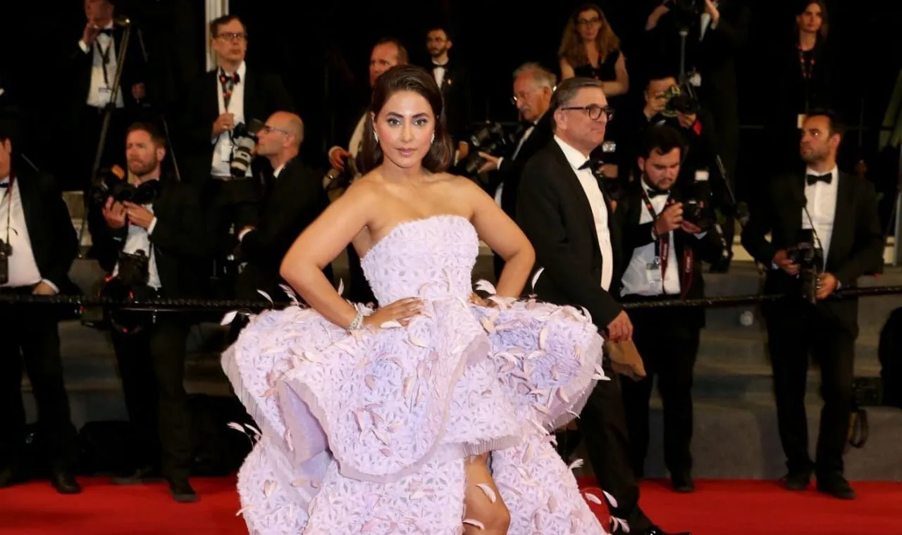 Hina Khan Turns Heads At Cannes 2022 Red Carpet in A Lilac Number