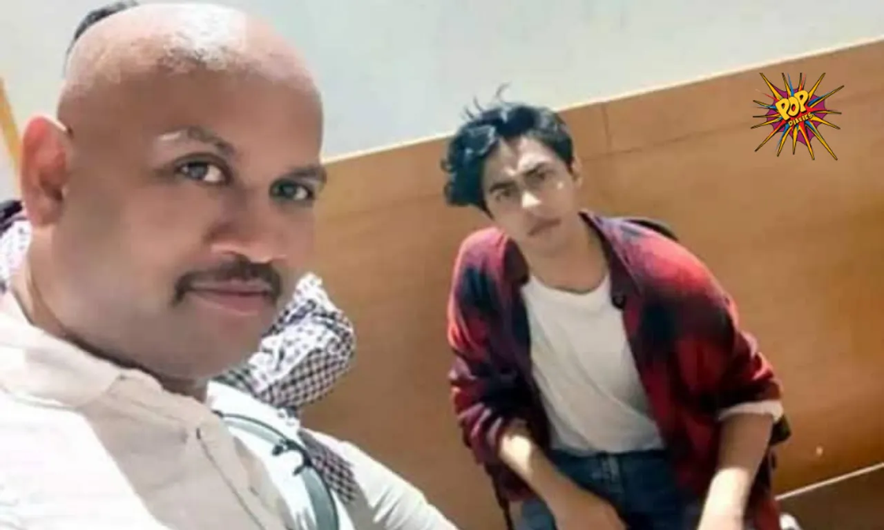 Man in Viral Selfie of Aryan Khan Booked for Fraud Case by Maha Police; Know His Identity Here: