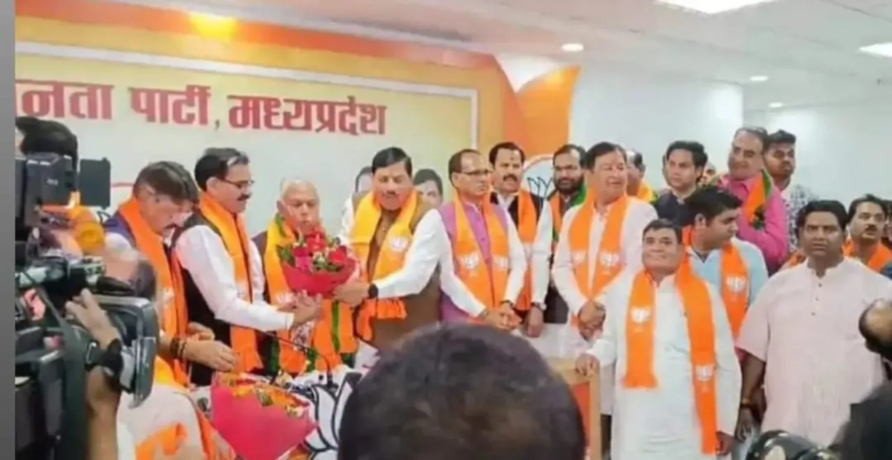 Congress again got a big blow in Madhya Pradesh, well-known Congress leaders joined BJP