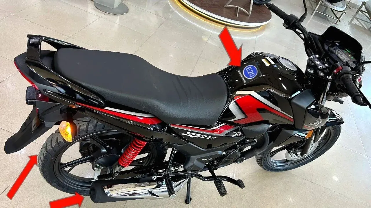 मात्र 25 हजार रुपए में घर लें जाएं Honda की ये धाकड़ बाइक, बेहतरीन माइलेज और दमदार इंजन के साथ फीचर्स भी स्मार्ट
