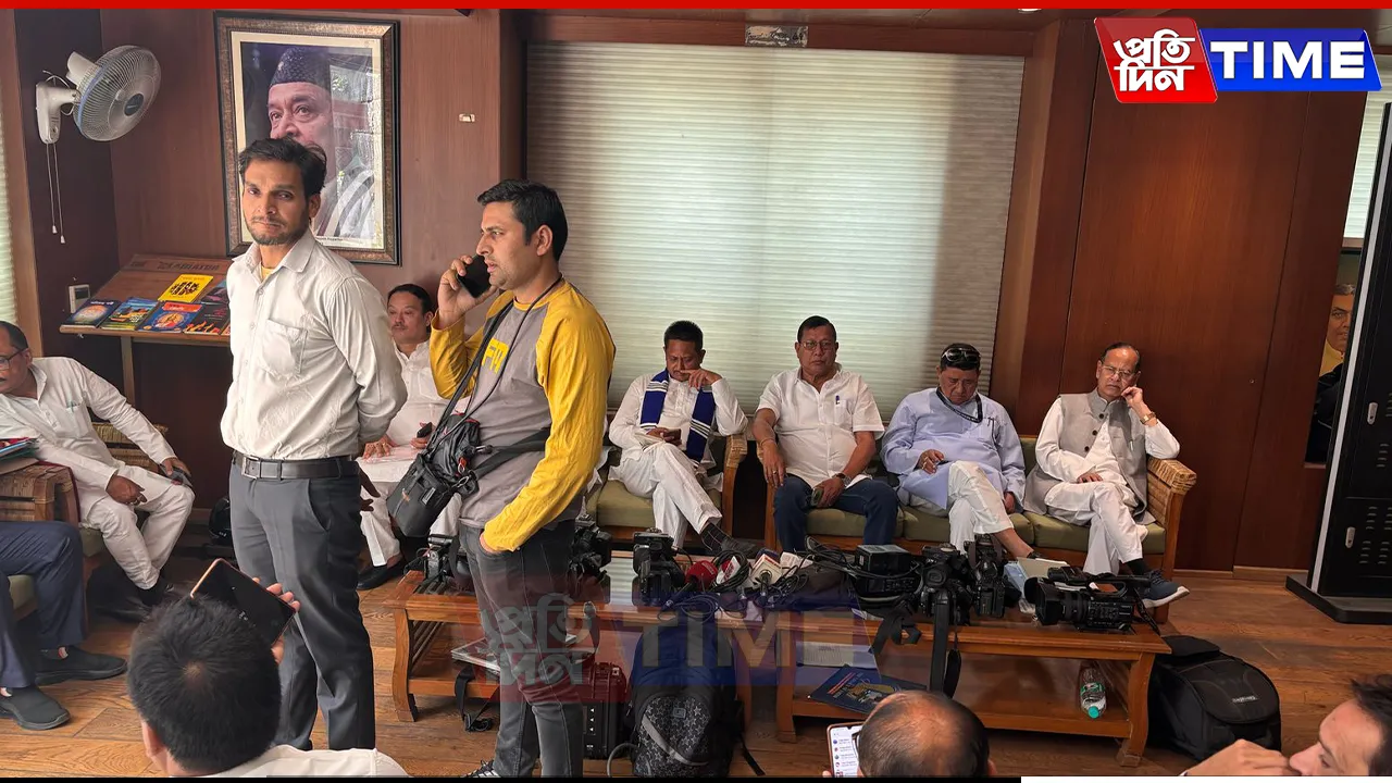 Assam Congress Leaders in Crucial Talks with AICC High Command