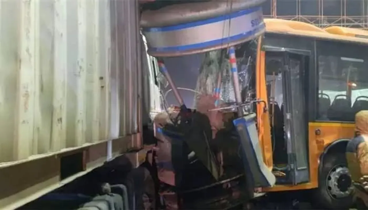 6 Killed As Speeding Bus Lost Control And Ran Over Bystanders In Kanpur