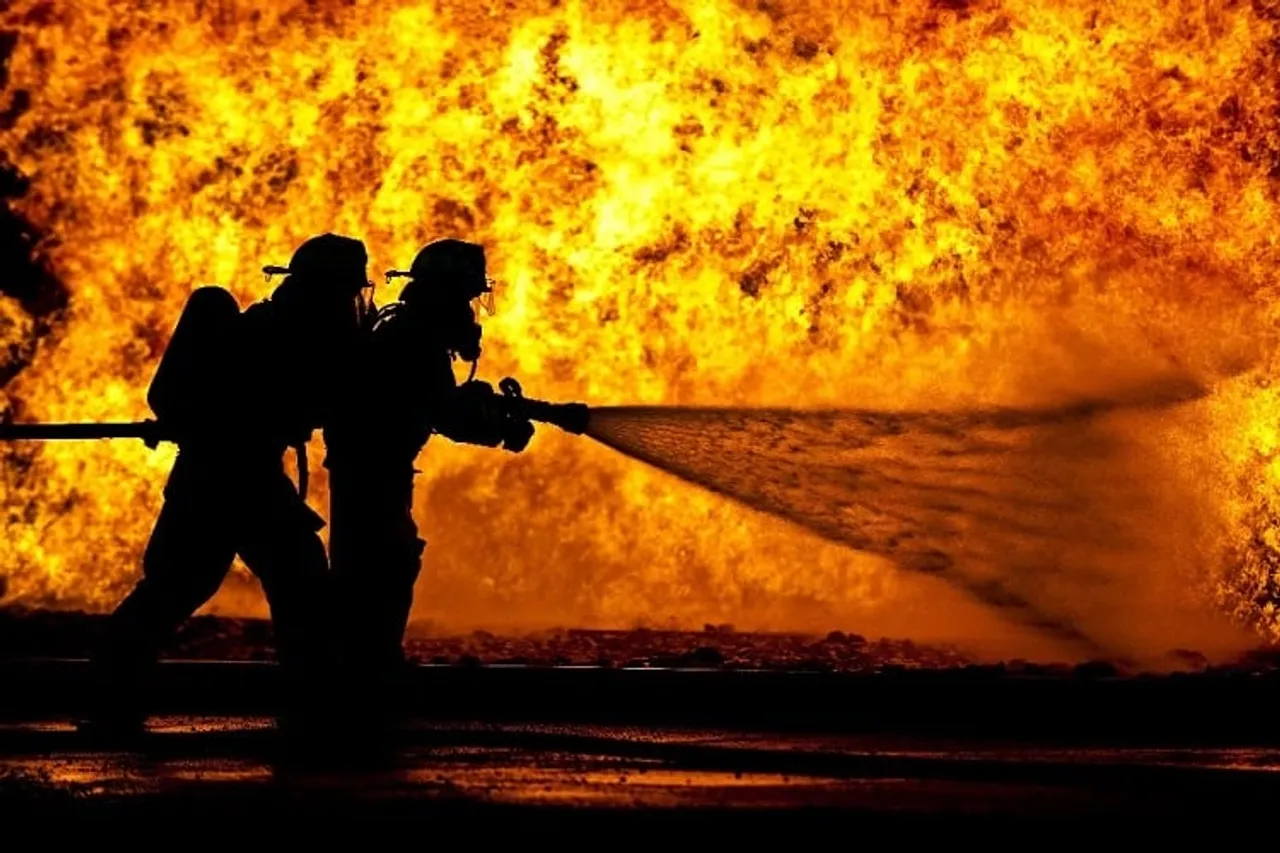 Assam: Fast Food Joint In Tingkhong Gutted In Fire