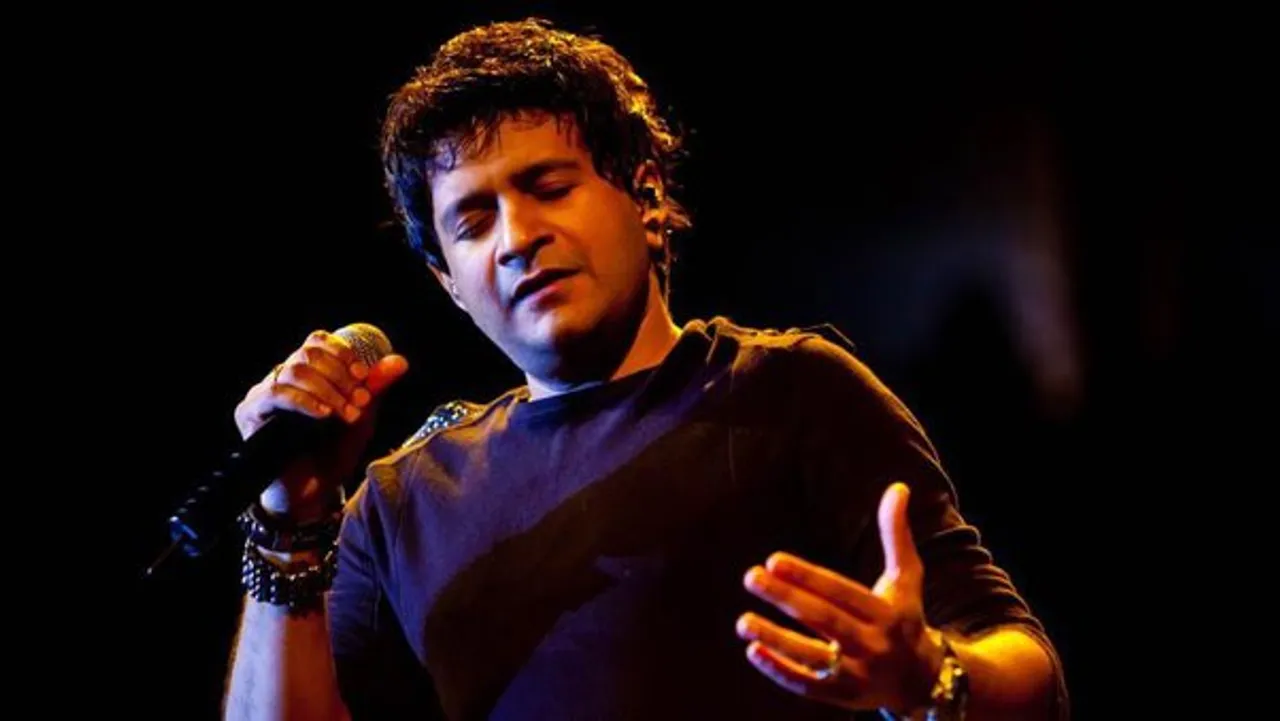 BREAKING: Bollywood Singer KK Dies After Falling ill During Kolkata Concert 