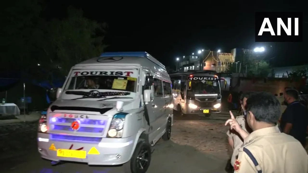 Amarnath Yatra Suspended Again after Resumption Today