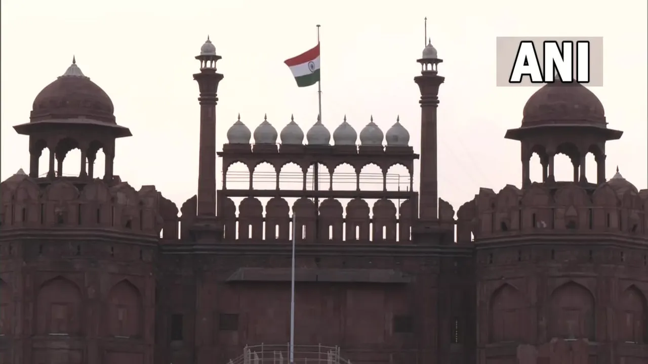 India Mourns Demise of Queen Elizabeth II, National Flags Fly at Half-Mast