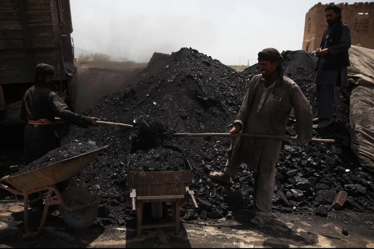 Meghalaya HC Asks Assam Govt to File Affidavit on Coal Smuggling