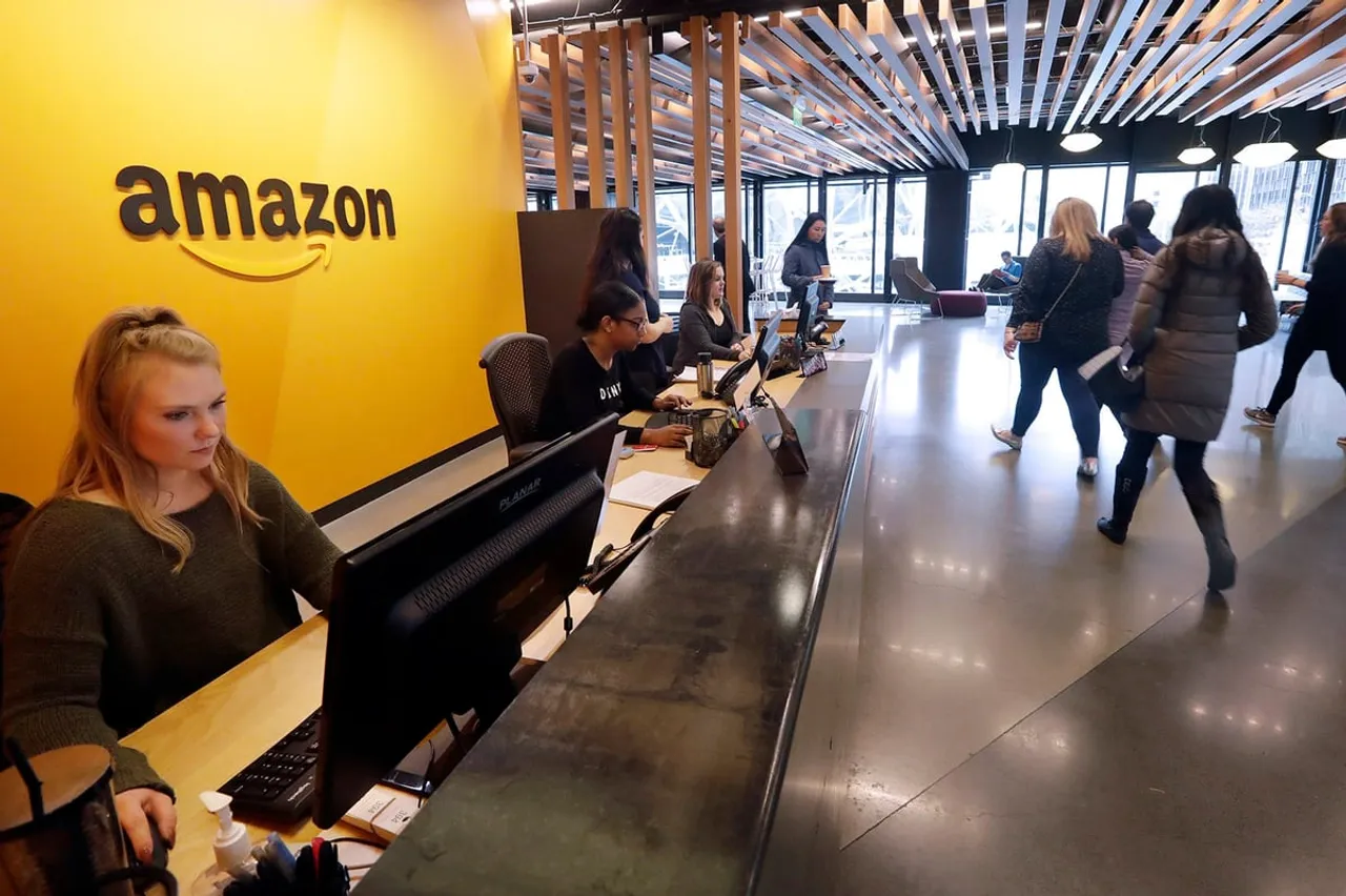 Amazon to Lay Off 10,000 Employees: Report 