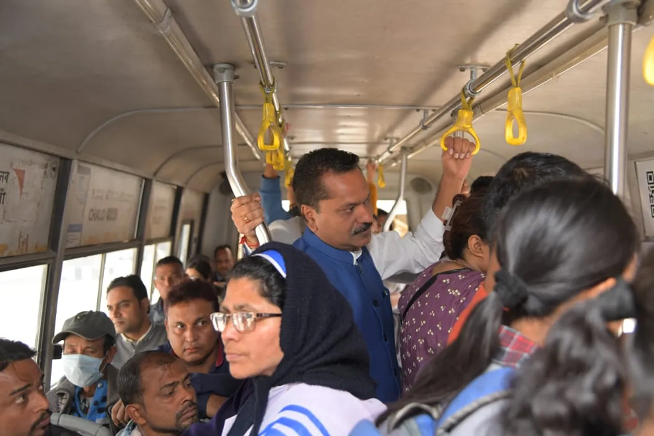 Guwahati: Minister Ashok Singhal Takes Bus Ride, Interacted with Passengers