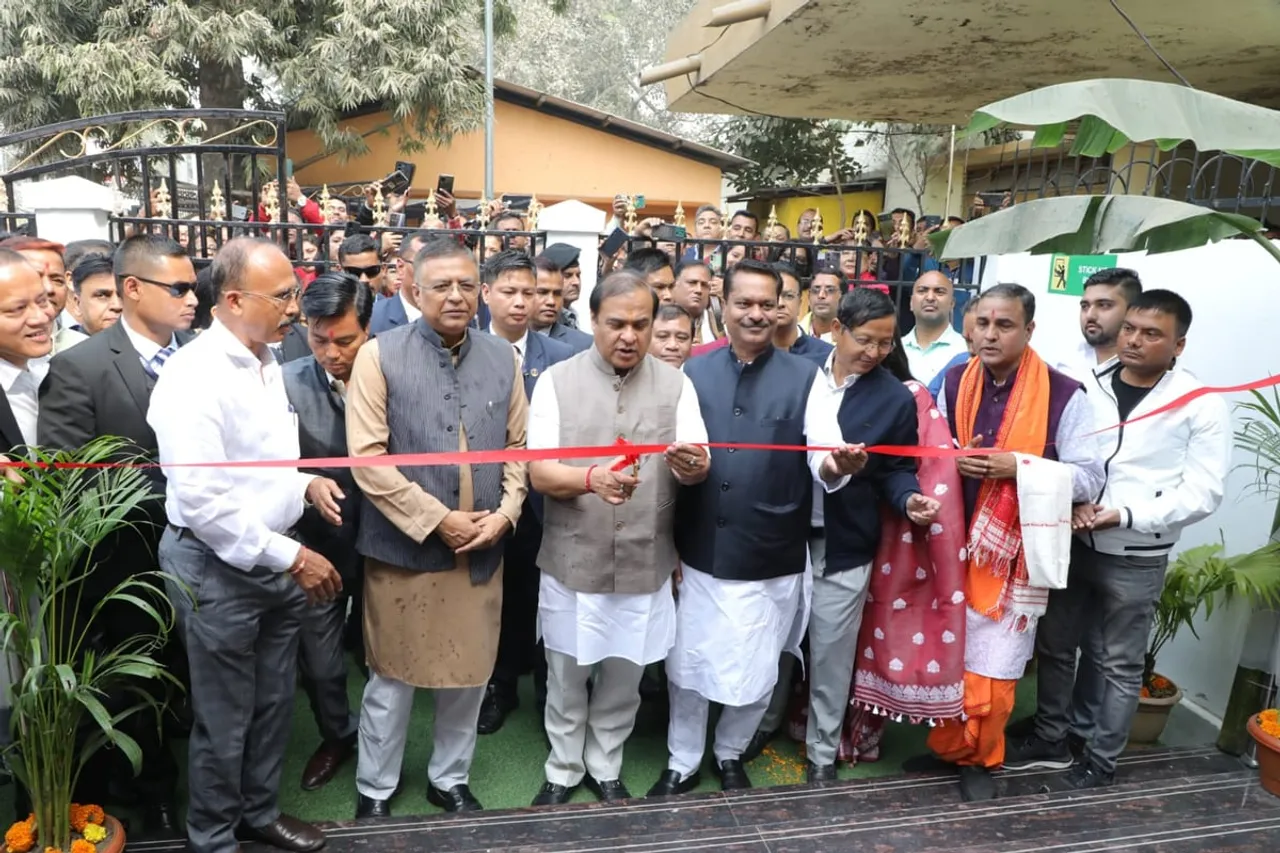 Assam CM Inaugurates Foot Over Bridge in Guwahati’s Fancy Bazaar 