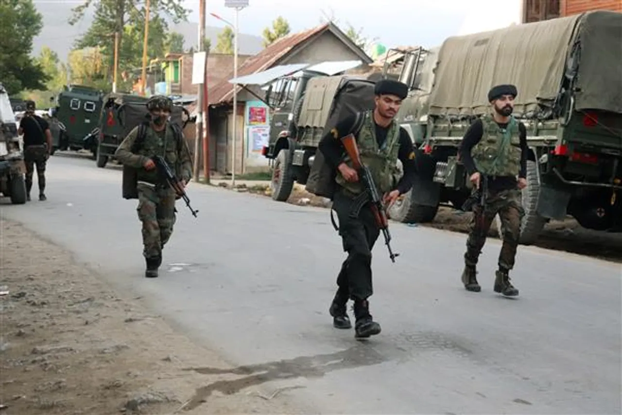 6 JeM Terrorists Nabbed With Arms In J&K's Kulgam