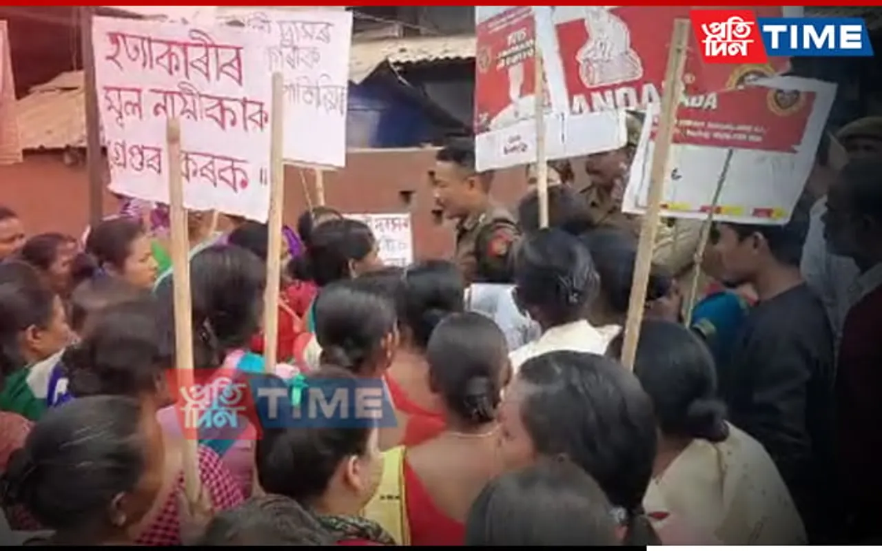 Guwahati: Locals Gherao Police Station Demanding Justice for Deceased Woman