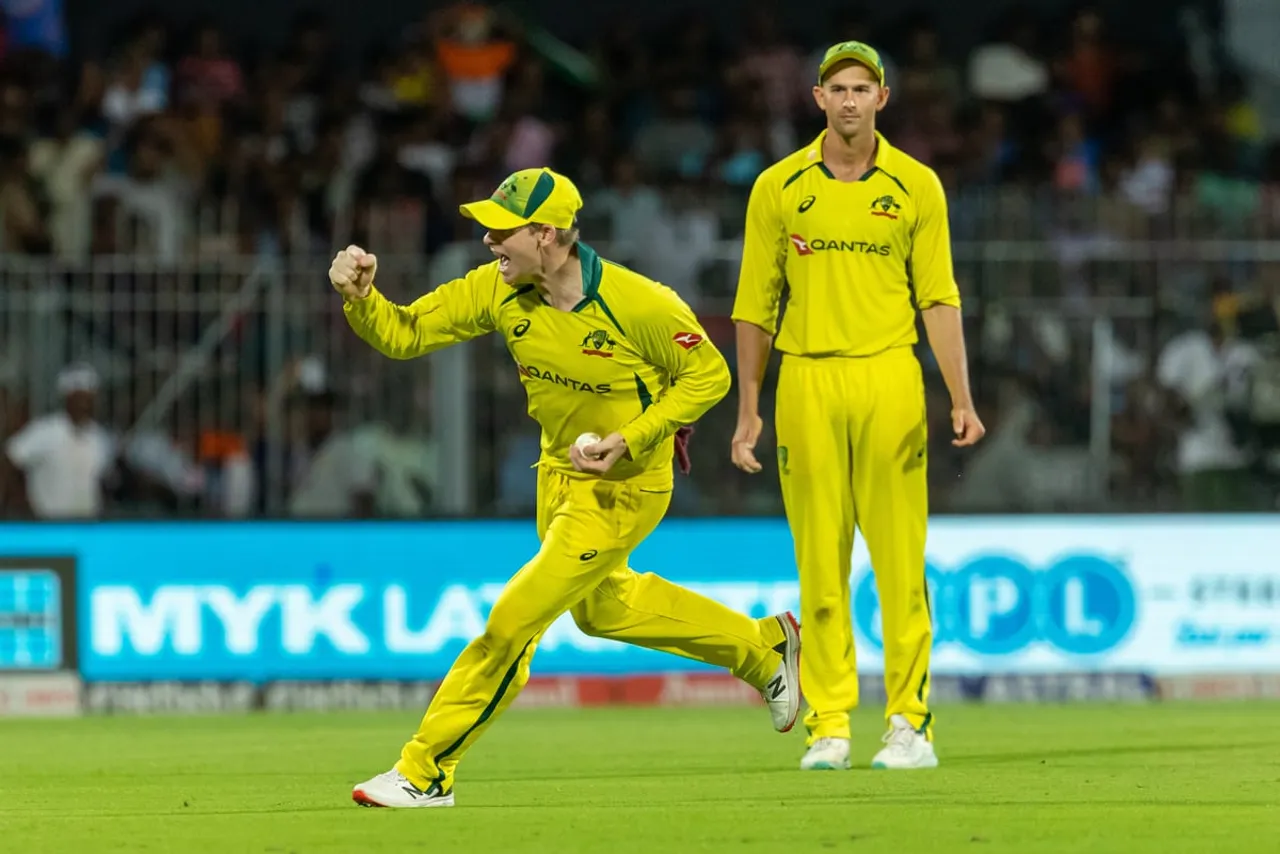 Australia beat India by 21 runs; Clinch 3-match ODI series by 2-1