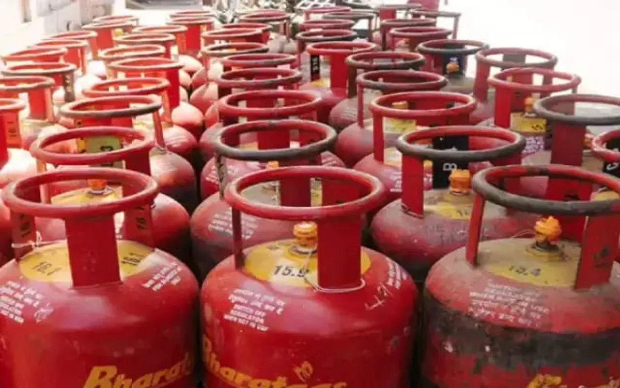 Centre to Slash Cooking Gas Cylinder Prices By Rs 200 From August 30