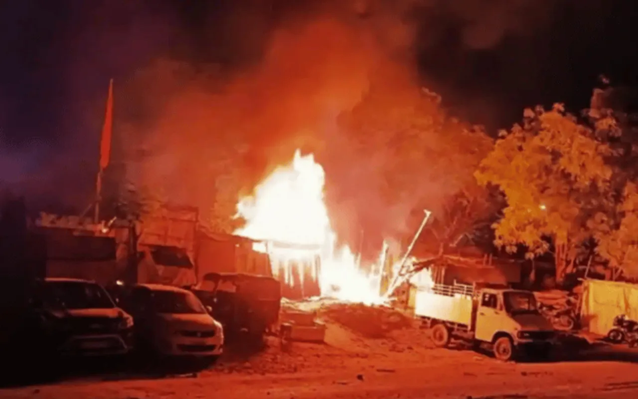 Jharkhand: Internet Suspended In Jamshedpur Over Stone Pelting