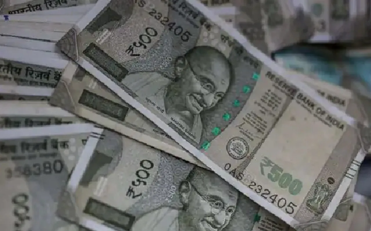 Assam: Significant Amount of Money Looted From Car In Dhubri
