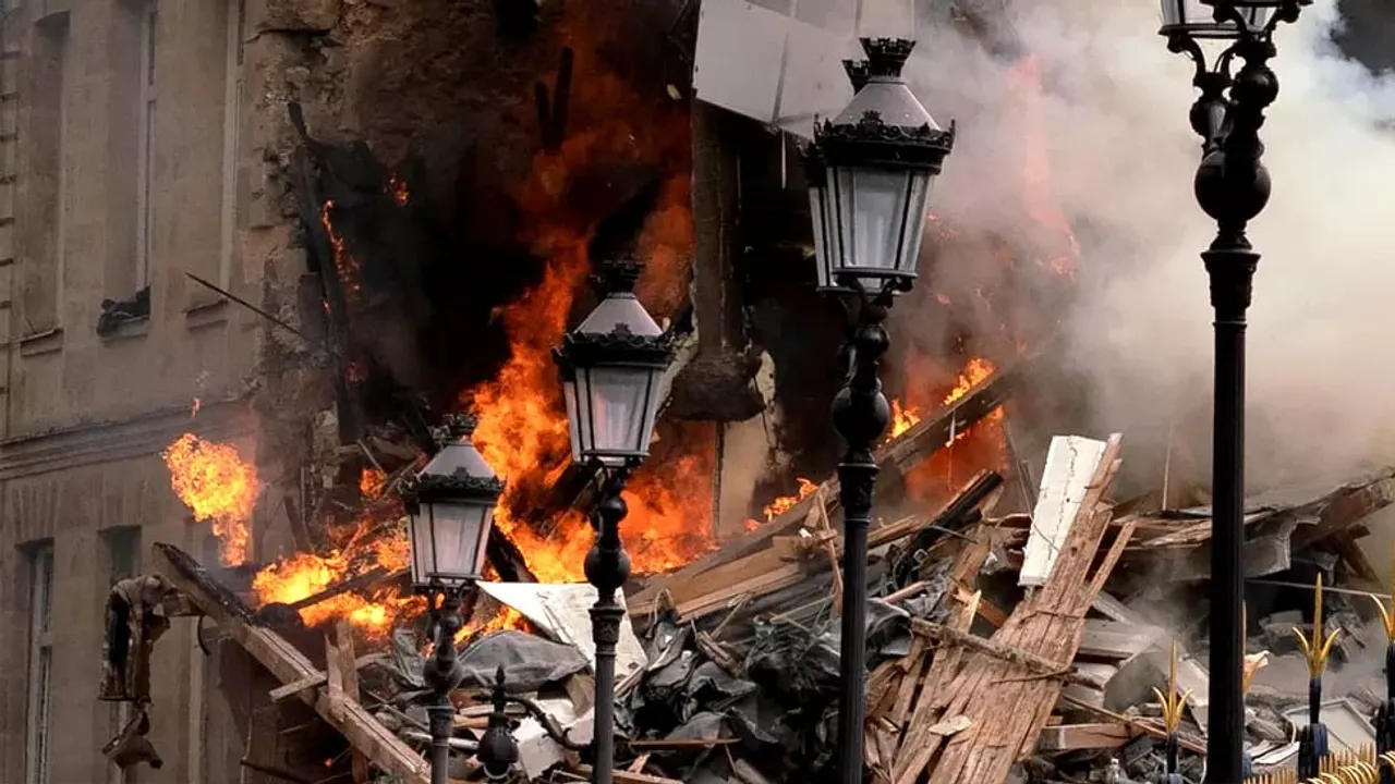 Gas Explosion Injures 37 in Central Paris