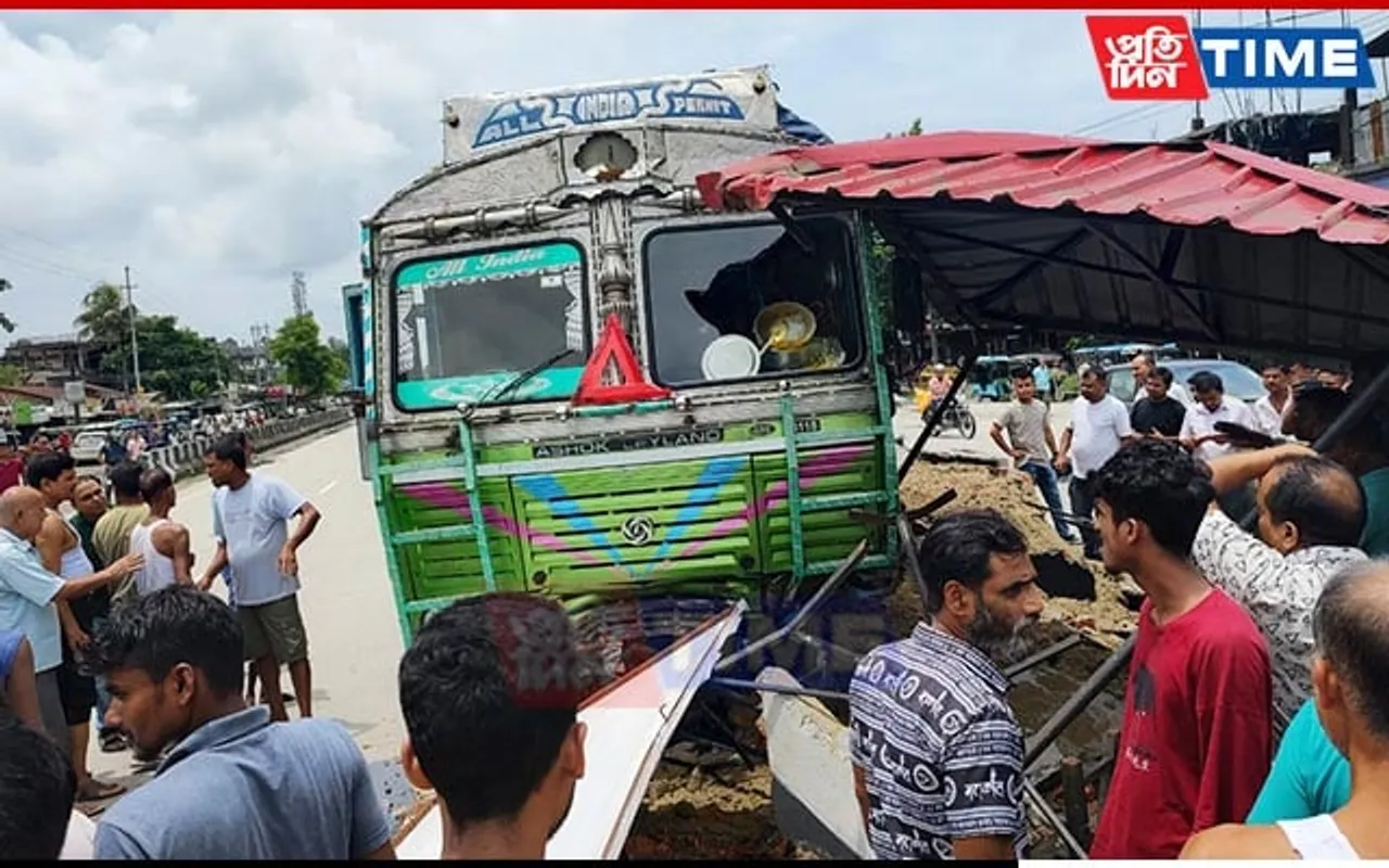 Assam: Cops Have Narrow Escape After Truck Smashes Through Traffic Point