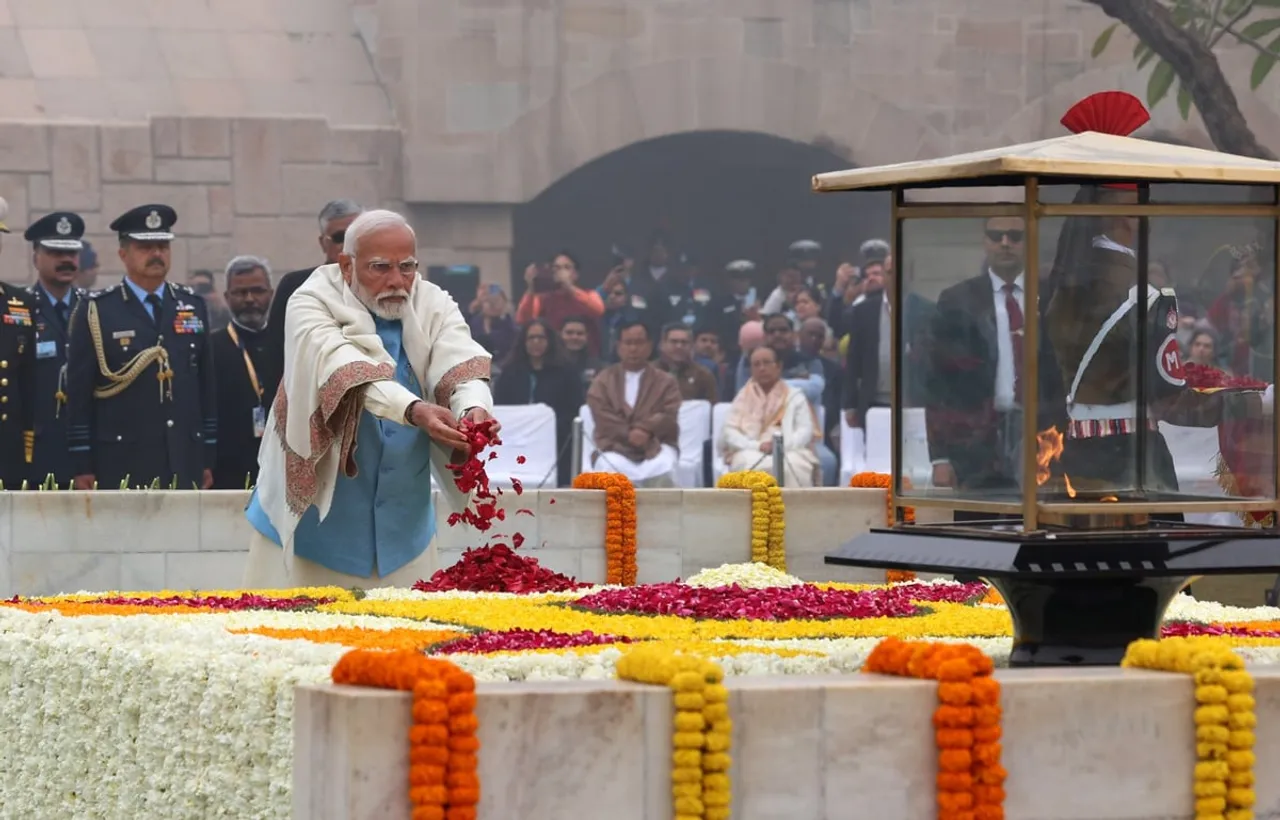 PM Modi Pays Homage To Mahatma Gandhi On Martyr's Day