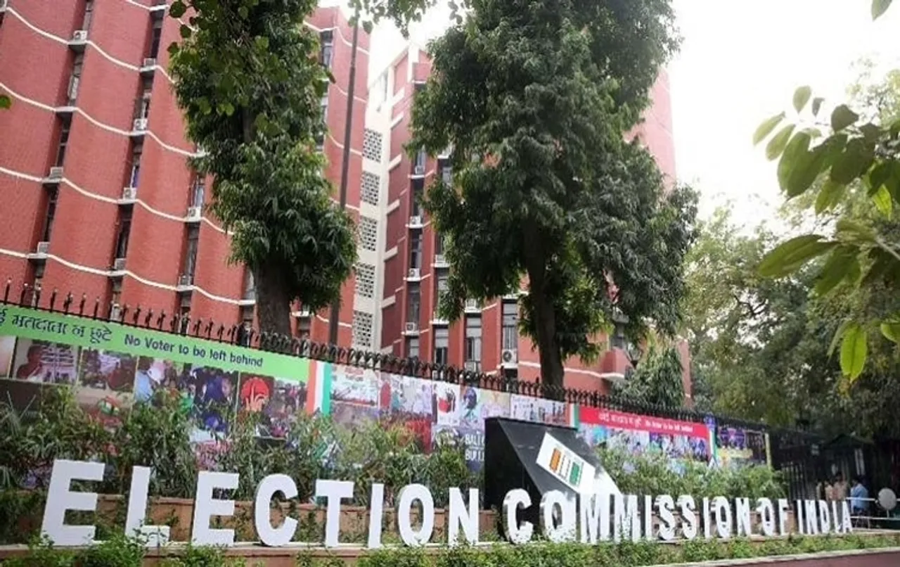 ECI Asks Pol Parties to Stop Enrolling Voters for Post-Election Beneficiary Schemes