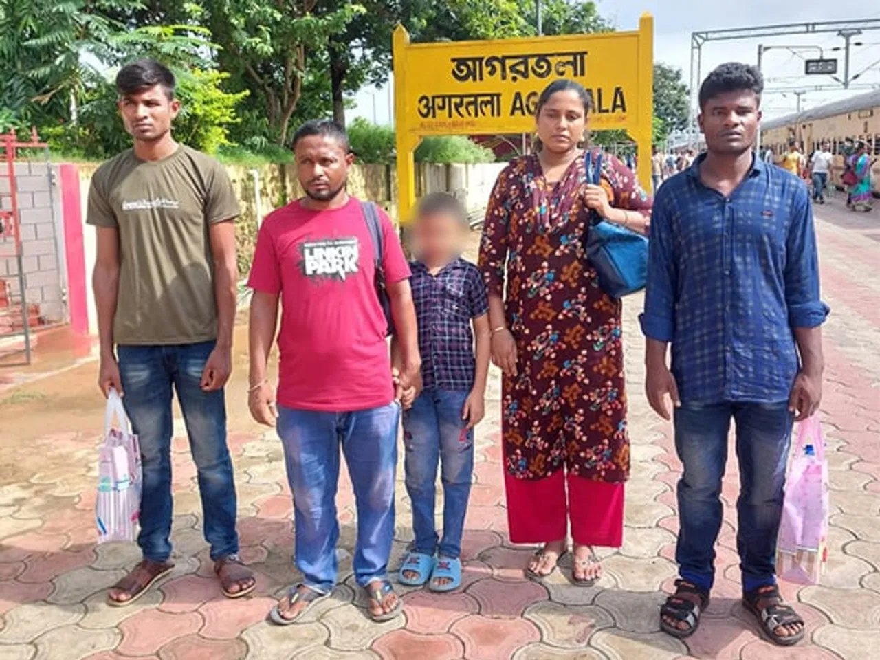 BSF Tripura Apprehends Five Bangladeshi Nationals For Illegal Entry