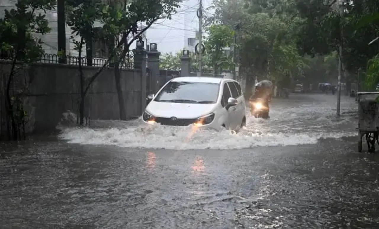 Severe Rain In Chennai Causes Widespread Transportation Disruption