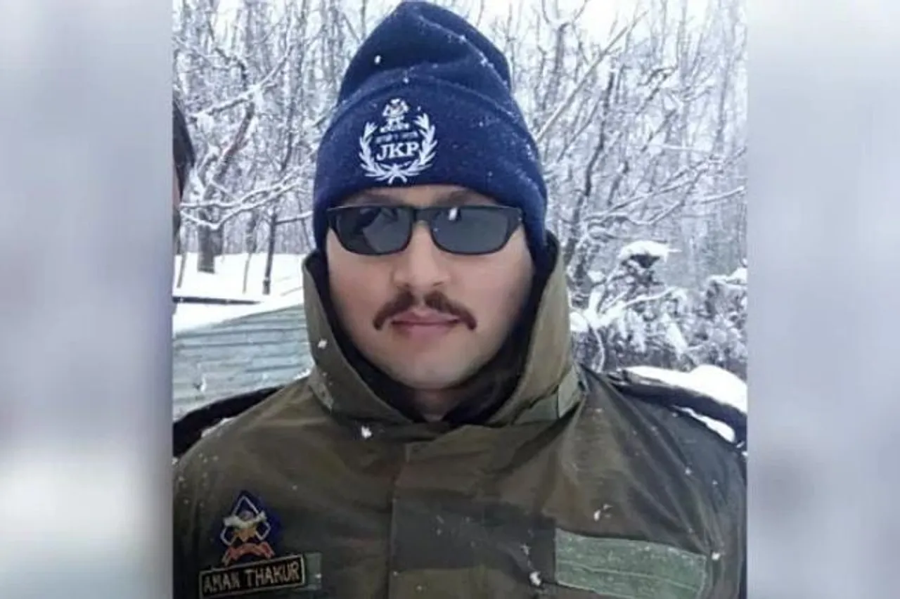 DSP killed, soldiers injured in J&K encounter