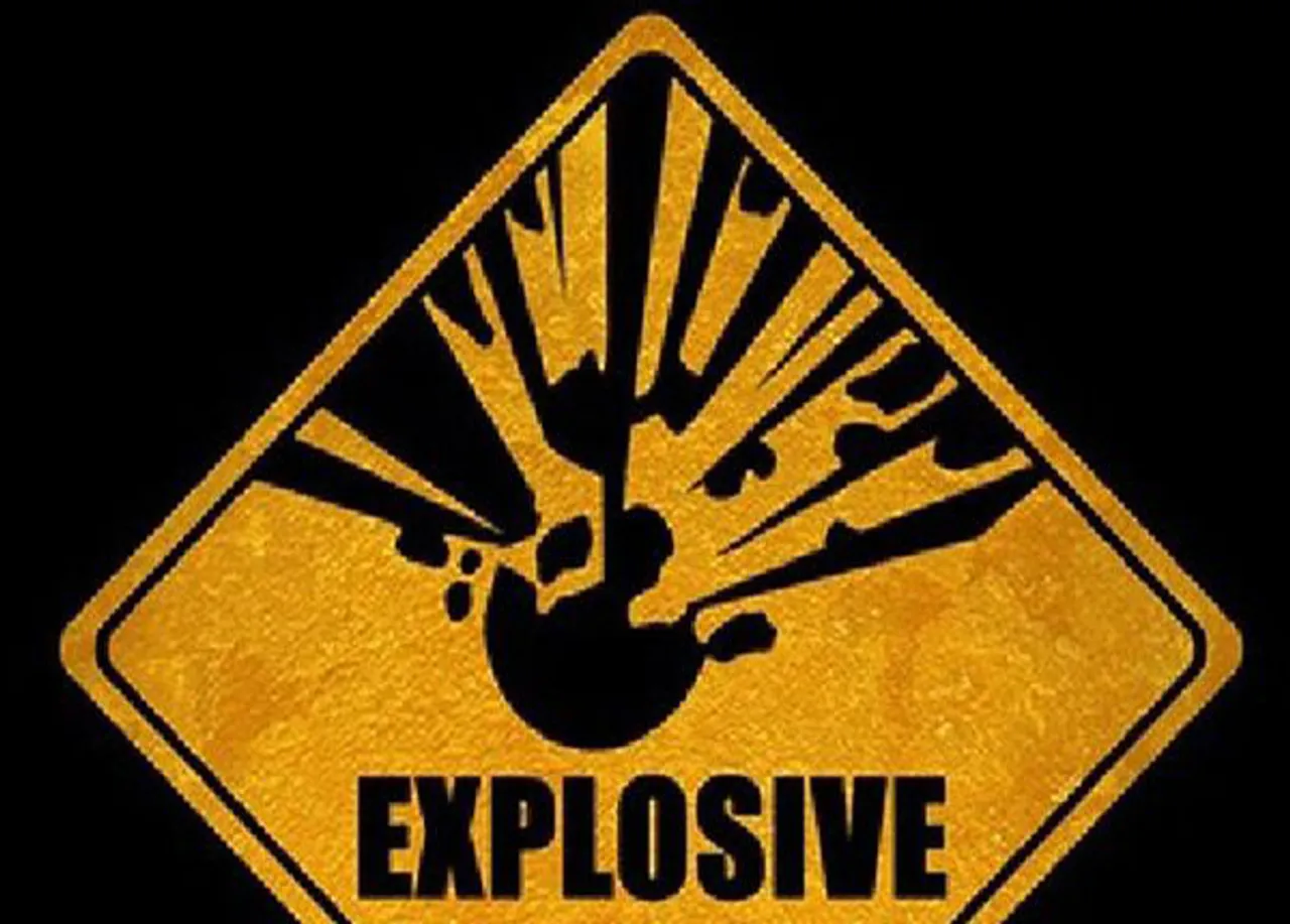 Two detained with 1000 Kg explosives
