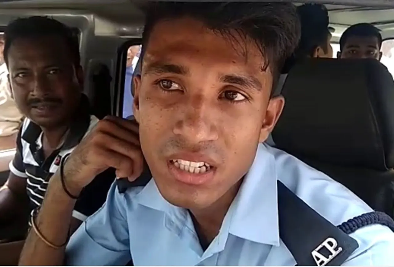 Guwahati Traffic Police attacked at Beharbari