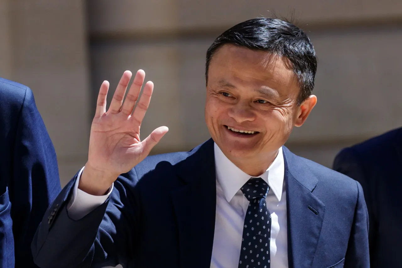 Tearful Ma bids farewell