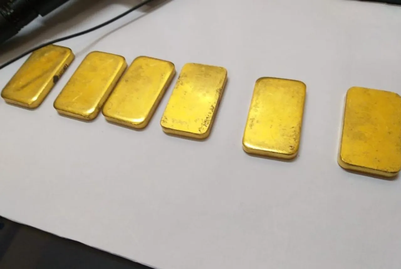 GRPF Seize 300 gm Gold At Guwahati Railway Station