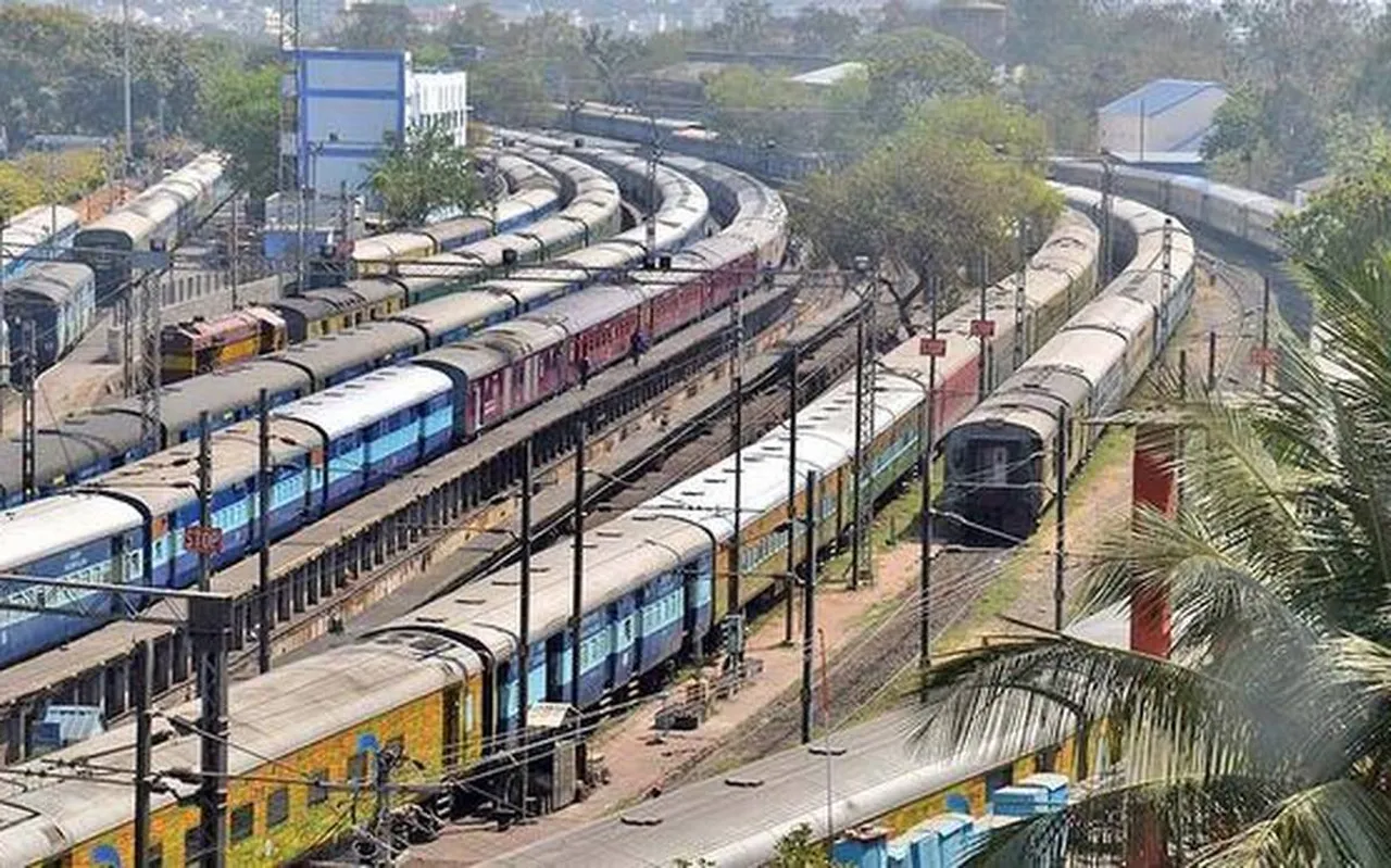 Railways cancel tickets of regular trains till August 12