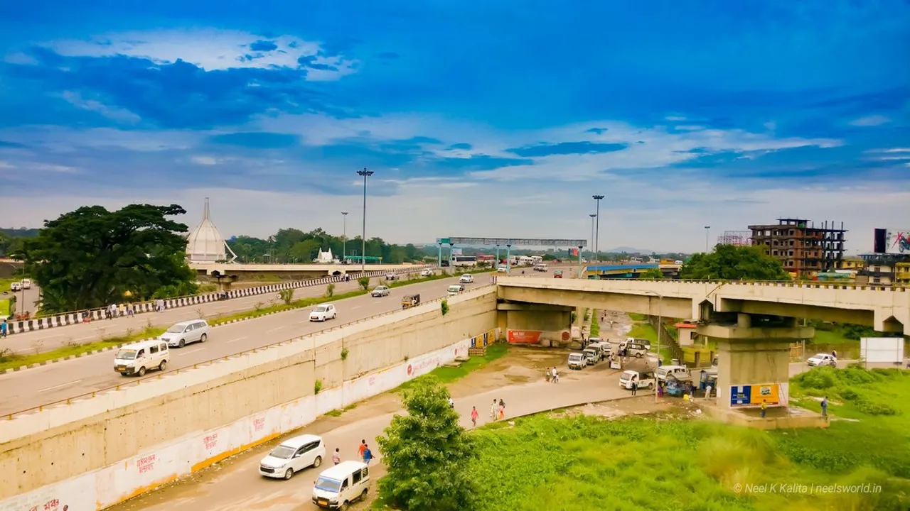 Man Dies After Falling From Jalukbari Flyover