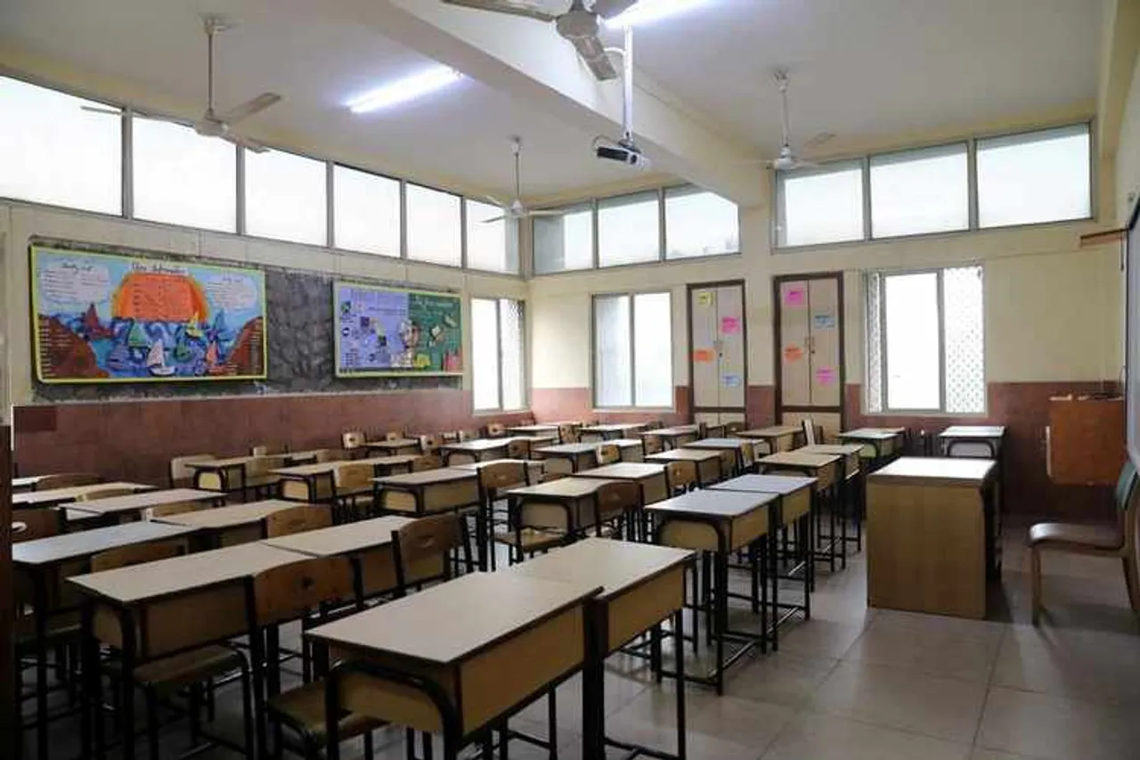 Delhi School Closed after Teacher, Student Test COVID-19 +