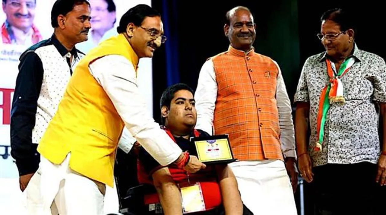 21-Year Old With Cerebral Palsy Cracks JEE Mains