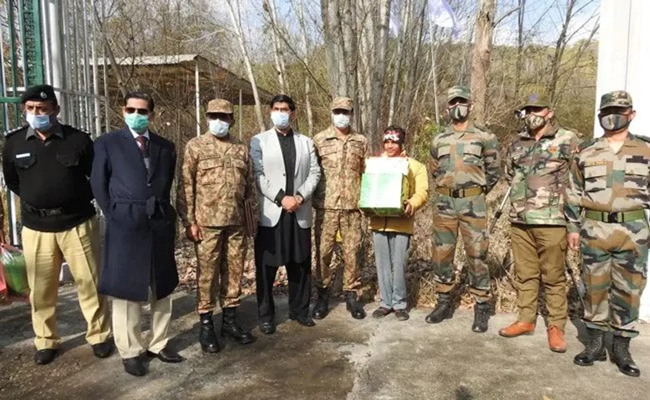 Indian Army Sends Back Boy To Pak Who Strayed Across LOC