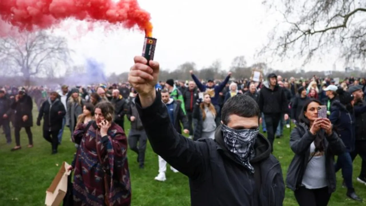 London: Atleast 36 Arrested At Anti-Lockdown Protests