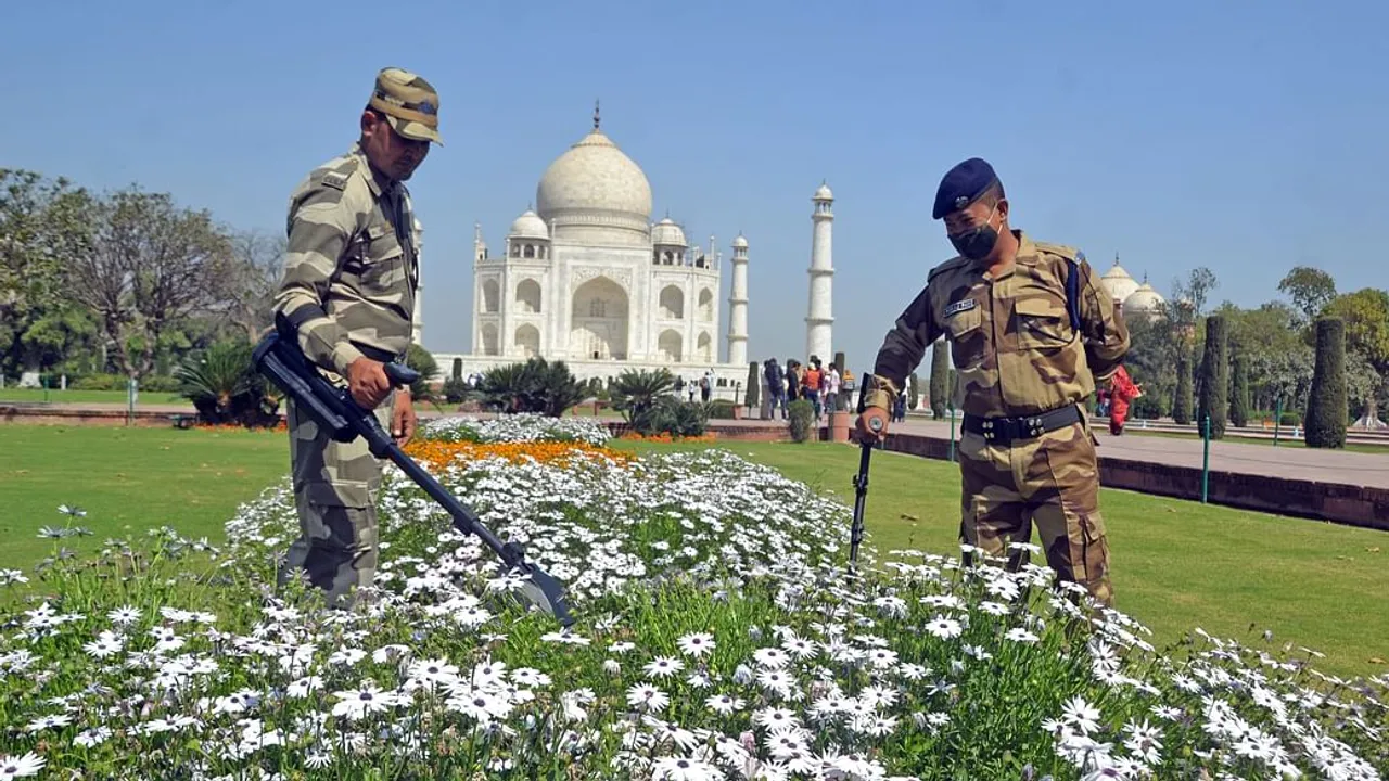 Taj Mahal Bomb Scare: Hoax Caller Arrested In UP