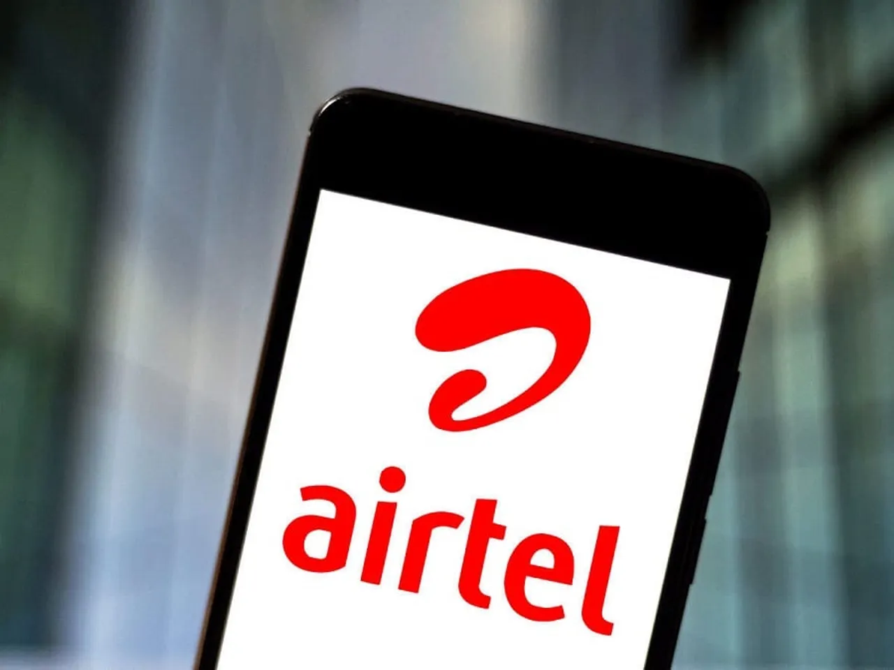 Airtel Announces Tariff Hike Up to 25 % For Prepaid Plans