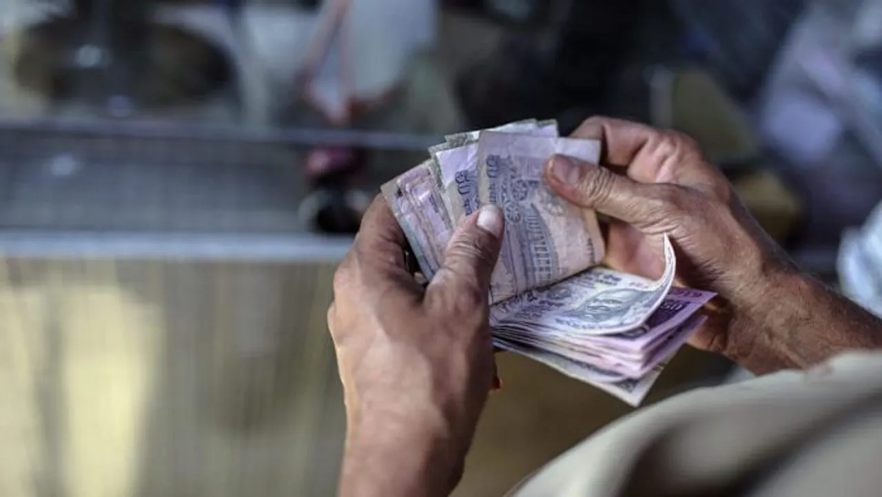 Assam: Hailakandi SI Caught Red-Handed Accepting Bribe
