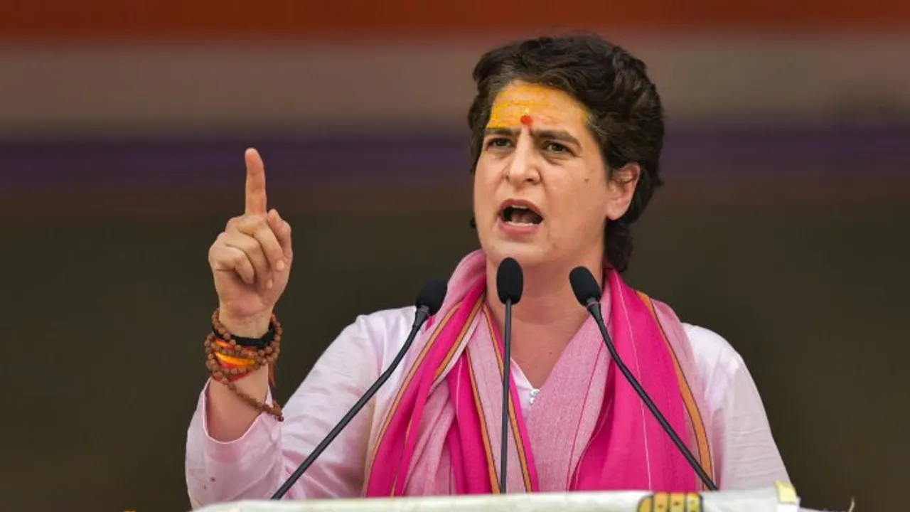 Priyanka Gandhi’s Slogan In UP Goes As, “I Am a Woman, I Can Fight”