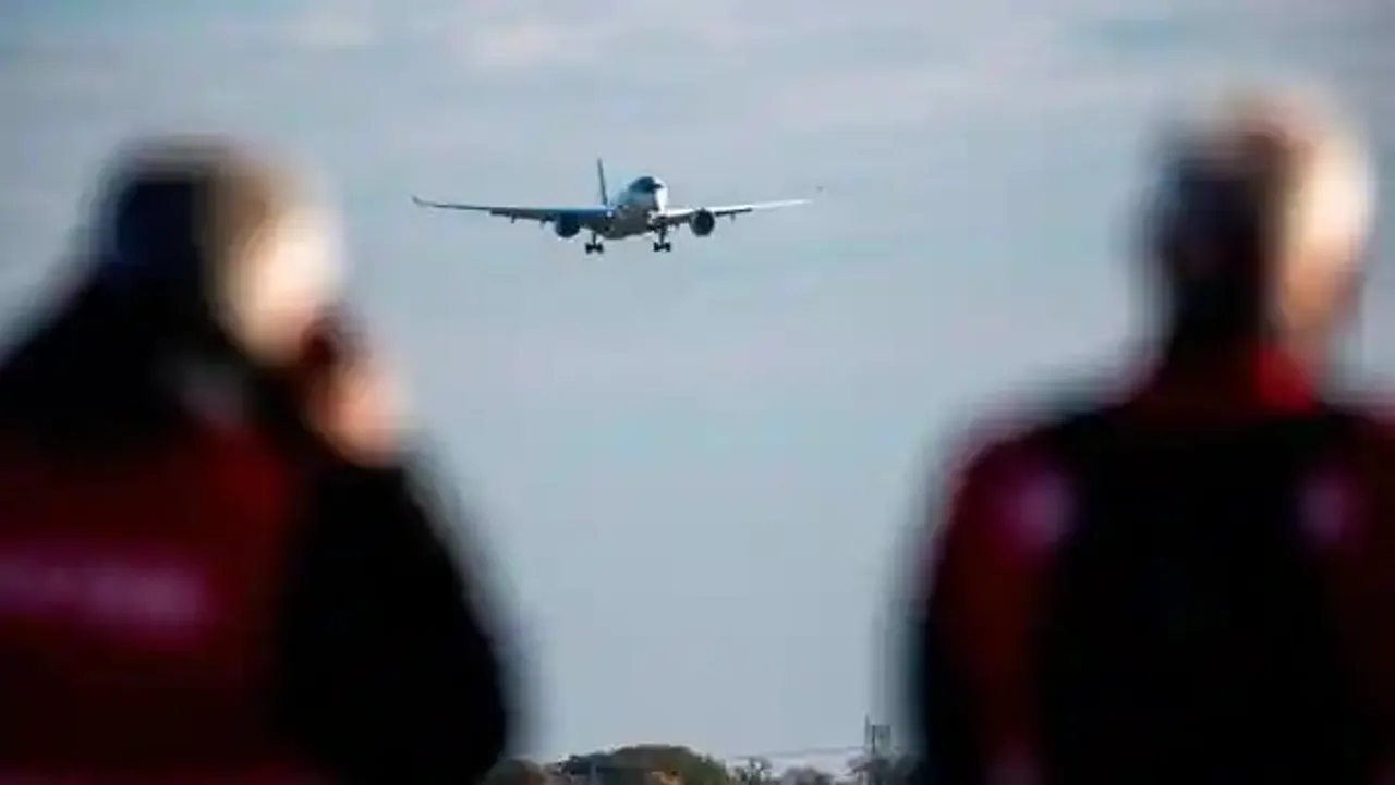 India To Suspend Schedule International Passenger Flights Till January 31