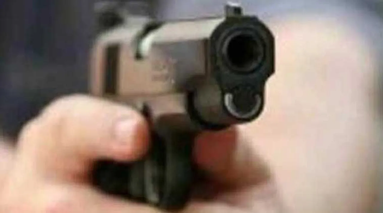 wife son shot dead by punjabi man