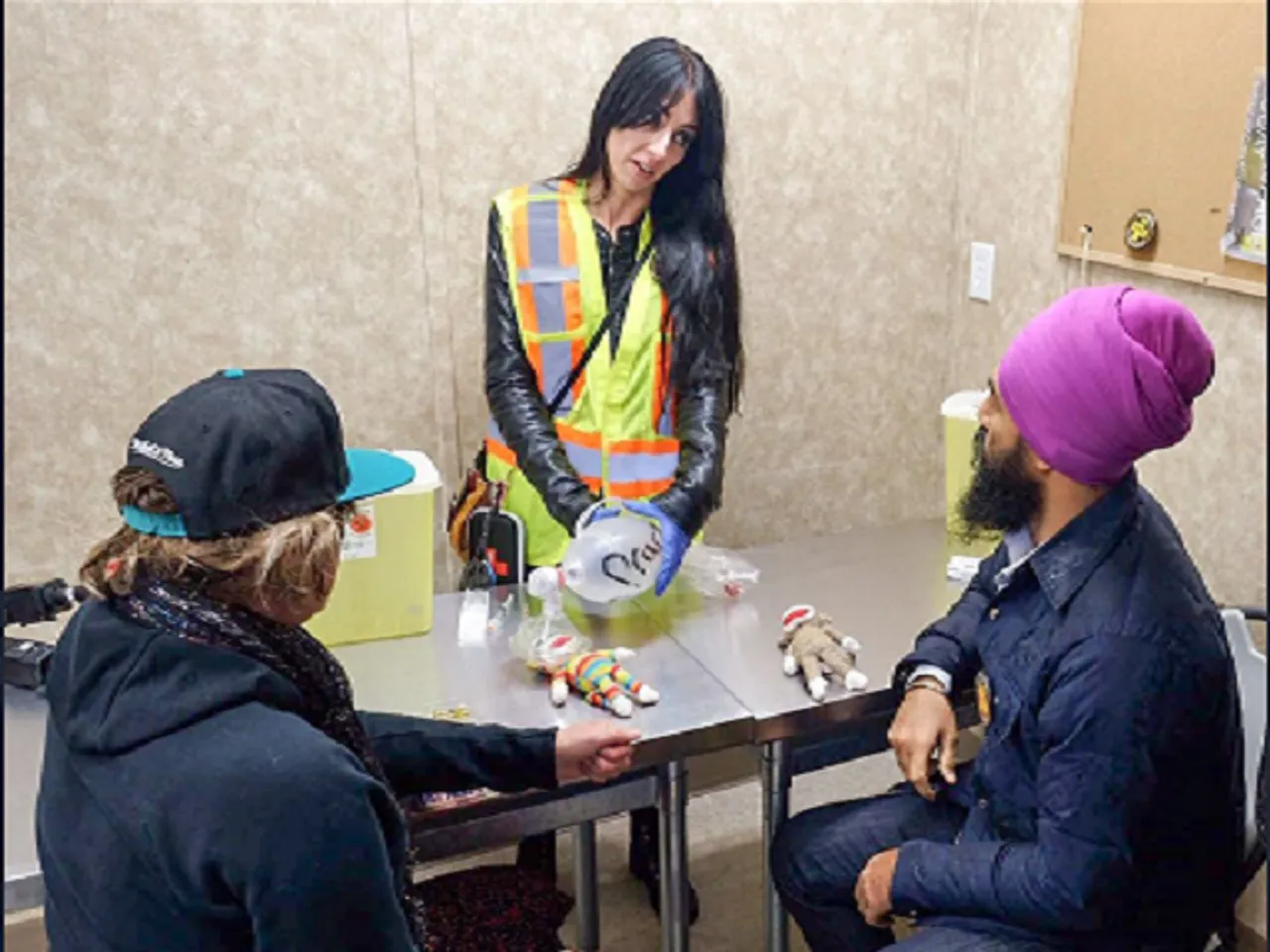 Jagmeet Singh witnesses opioid overdose crisis in B.C., urges federals declare opioid addiction a national crisis.