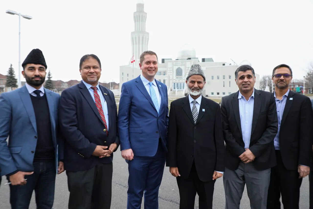 Andrew Scheer Visits Ahmadiyya Muslim Masjid In Vaughan To Discuss Religious Freedom
