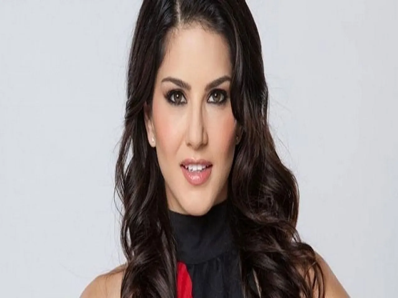 Sikh Leaders Want removal of the suffix Kaur from Sunny Leone's biopic
