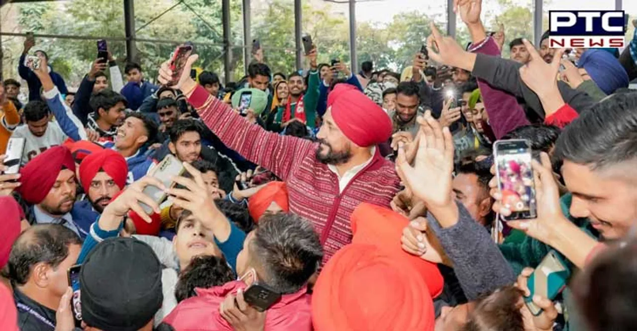 Curbs in Punjab, but CM Channi flouts Covid norms at Jalandhar's LPU