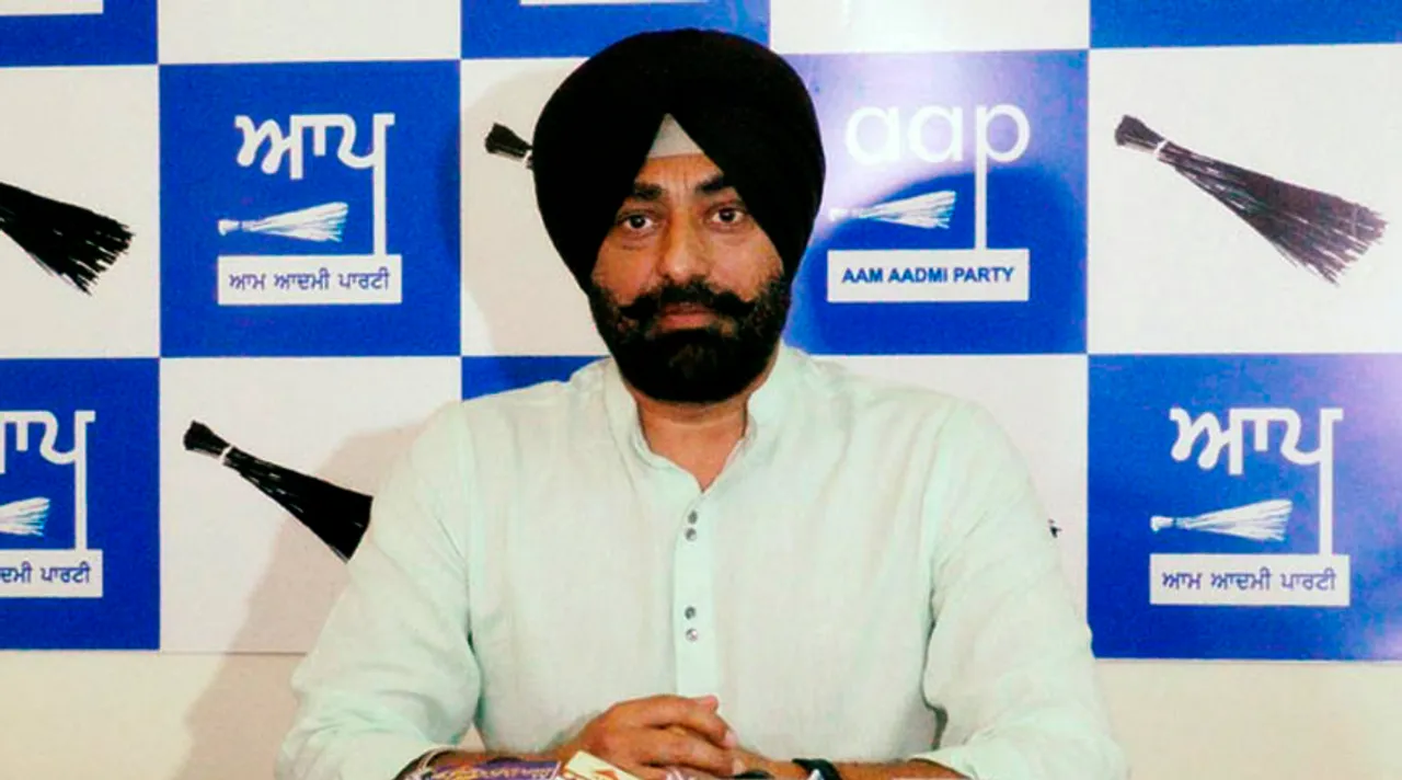 Khaira takes back his abusive words used for Captain and congress leaders